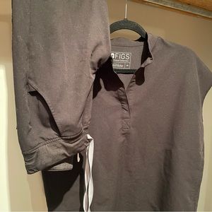 Figs Black Technical Collection Scrubs